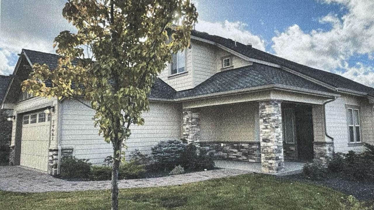 24443 Pinnacle Ct - Photo 1