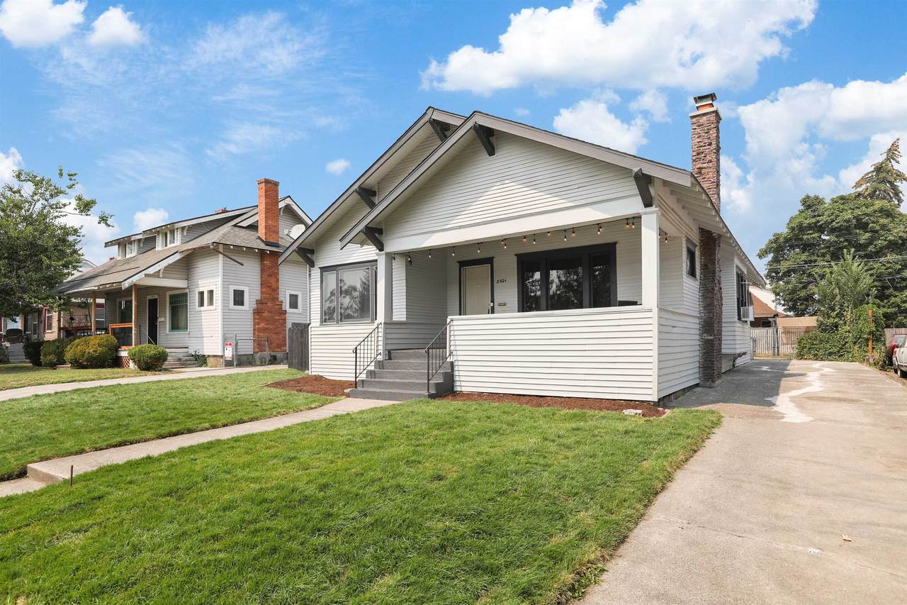 2521 Queen Ave - Photo 1