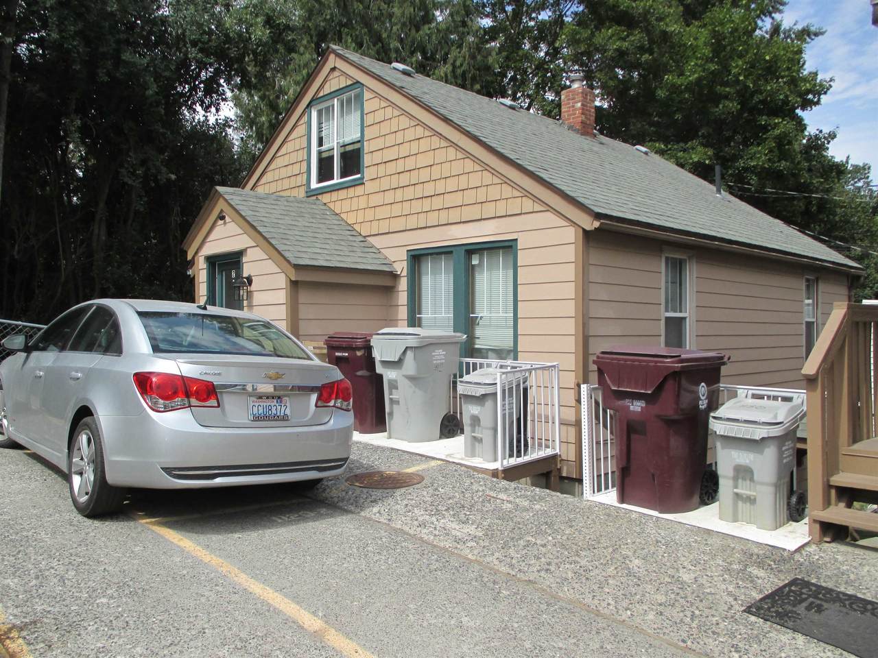 905-1120 NE Shaw St Lake St - Photo 1