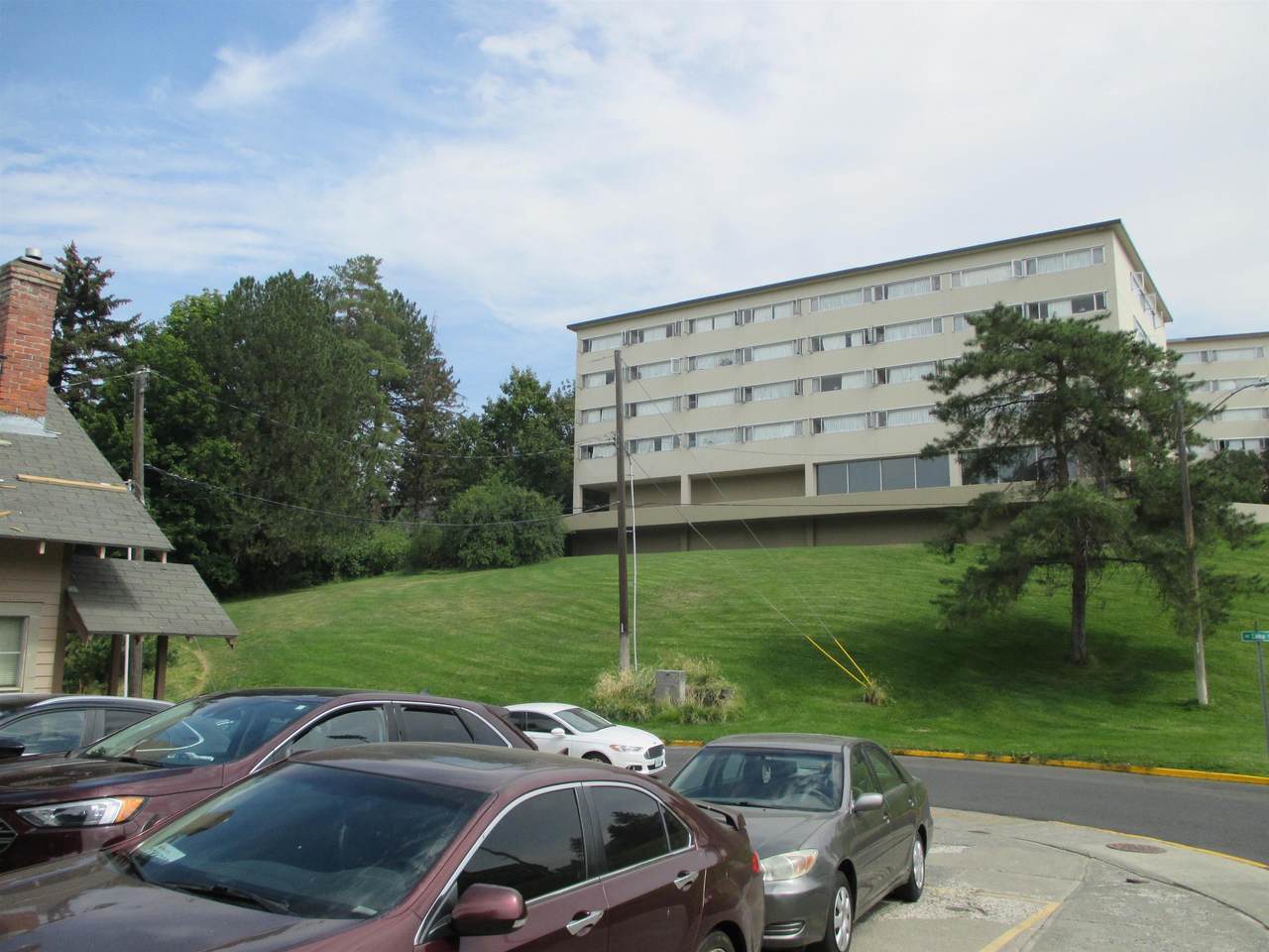 https://bt-photos.global.ssl.fastly.net/sarmls/1280_boomver_1_202624360-1.jpg