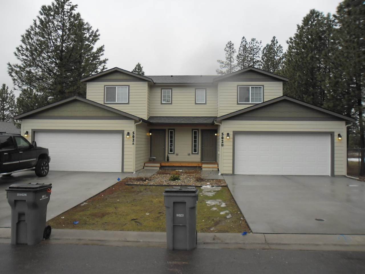 502 Margaret St - Photo 1