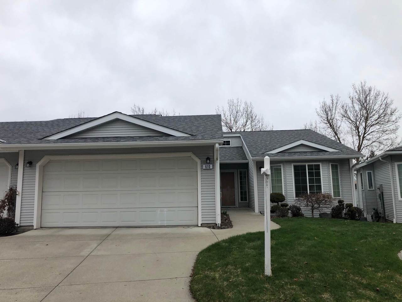 610 Holmberg Ln - Photo 1