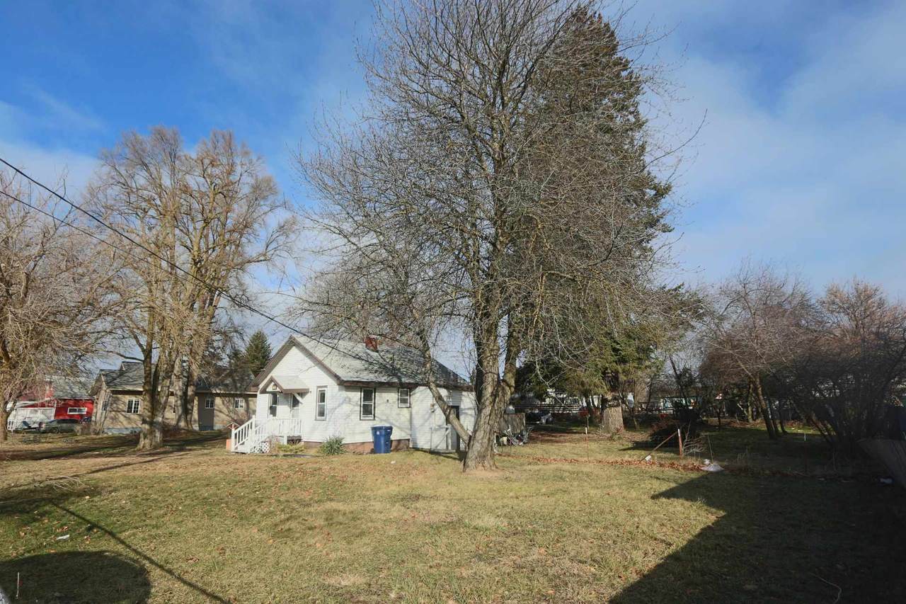 4809 6th Ave - Photo 1