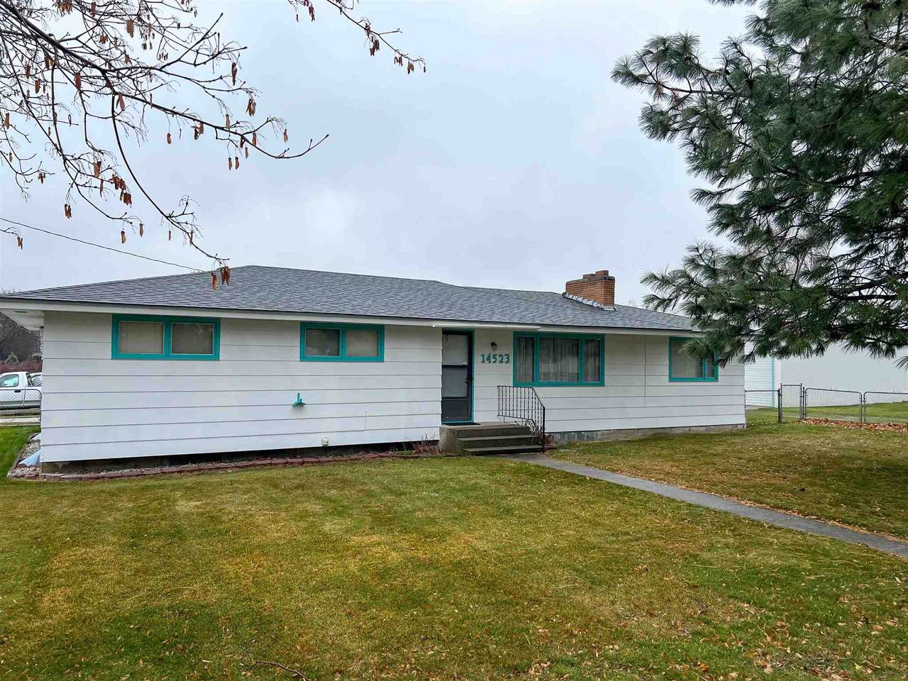 14523 16TH Ave - Photo 1