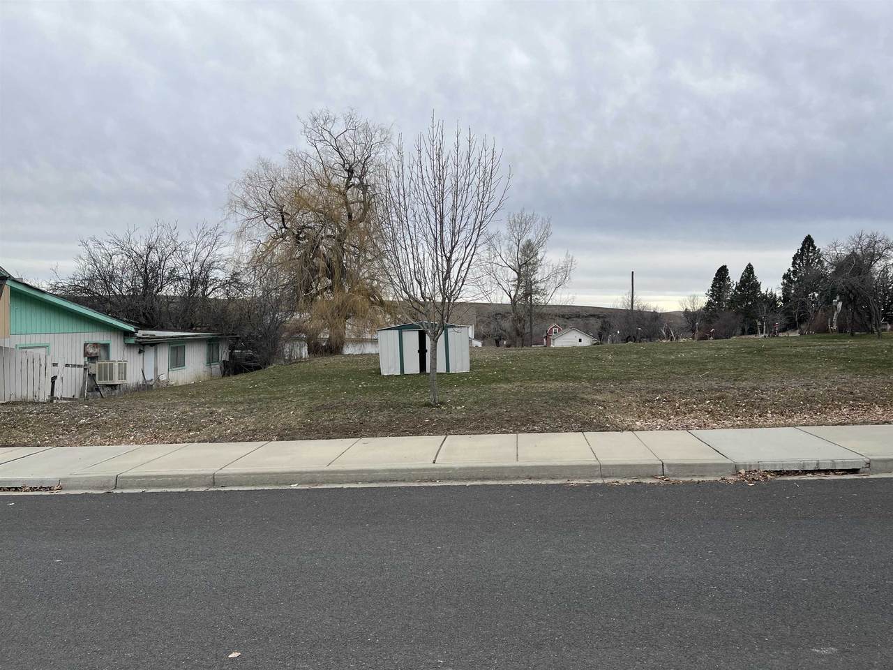 XXX Main St - Photo 1