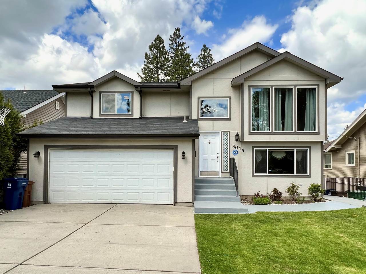 3015 32nd Ave - Photo 1