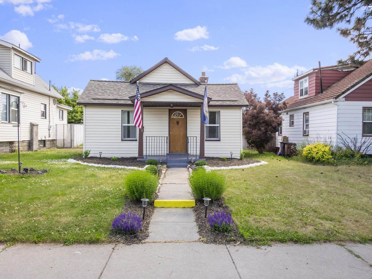 508 Princeton Ave - Photo 1