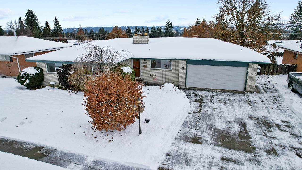 5819 Fleming St - Photo 1