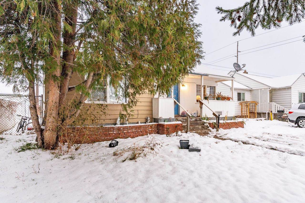 1323 Empire Ave - Photo 1