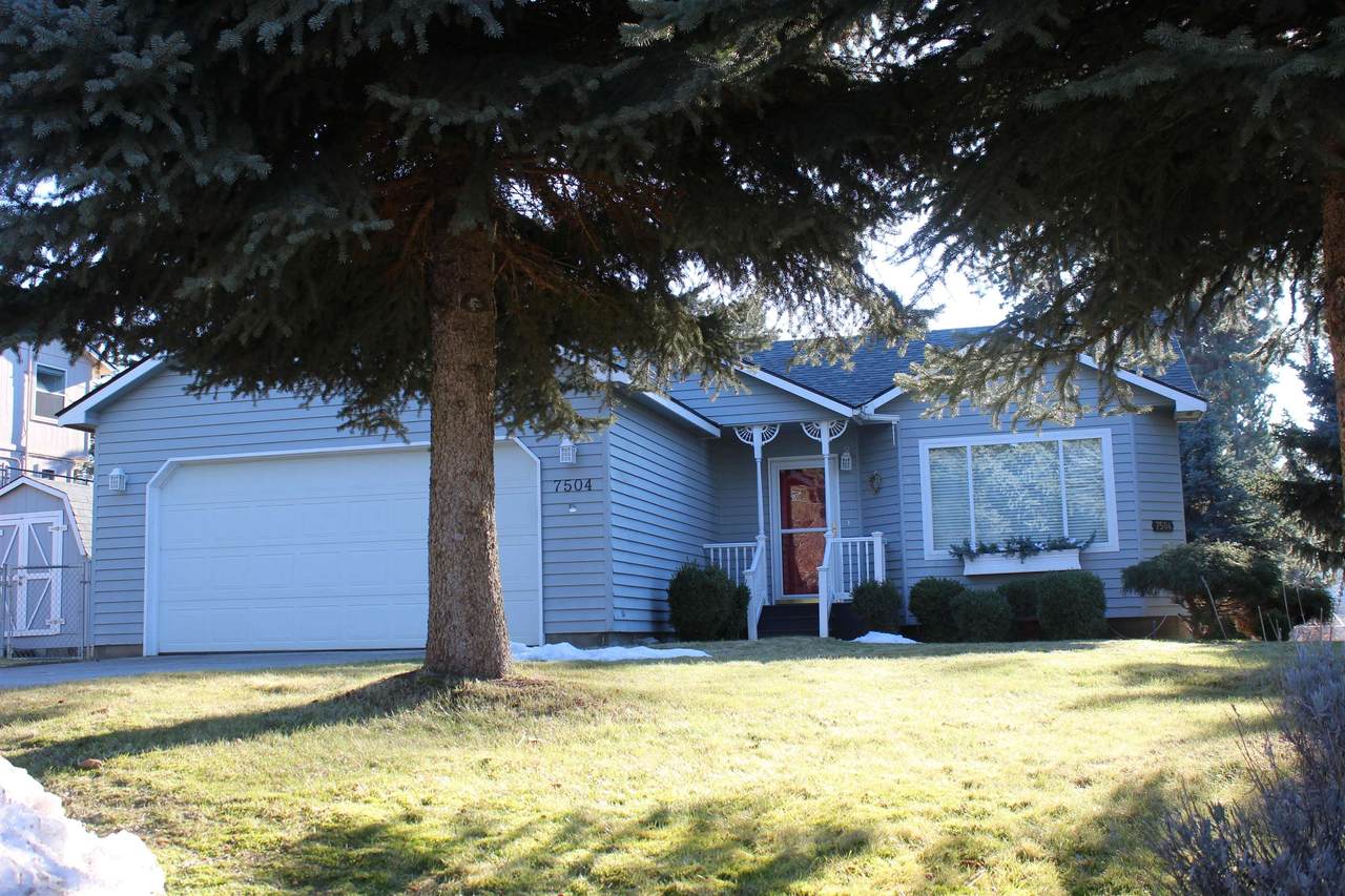 7504 Beverly Dr - Photo 1
