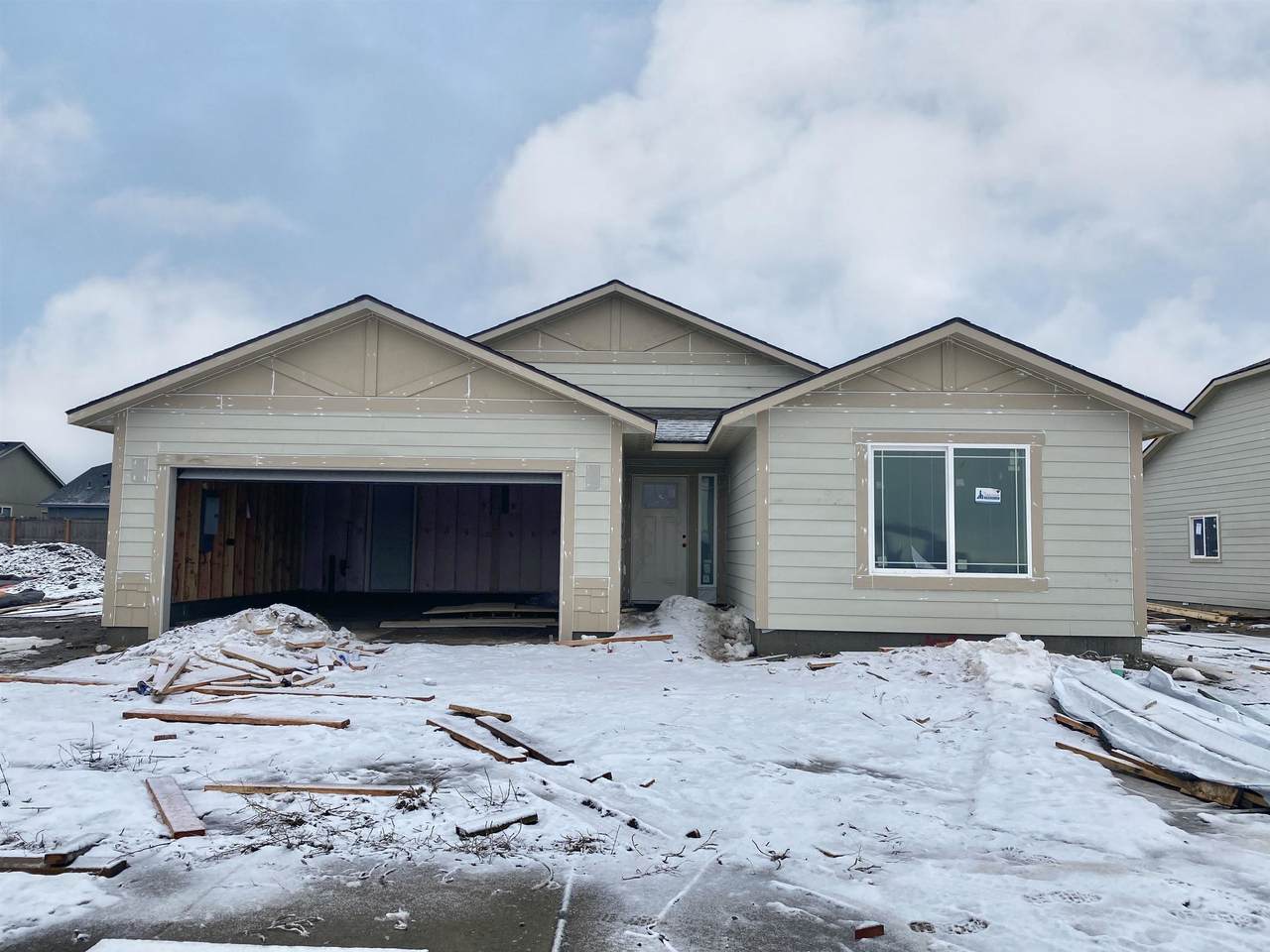 12913 1st Ave - Photo 1