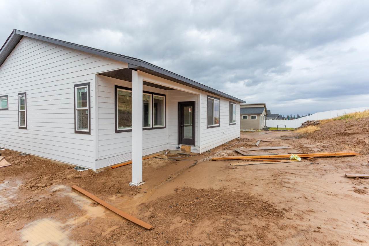1016 Greenfield Dr - Photo 1