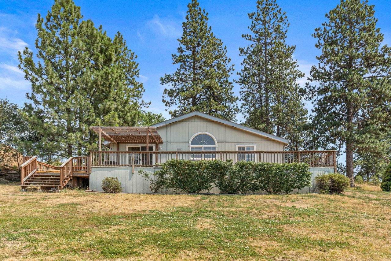 11305 Silver Lake Rd - Photo 1