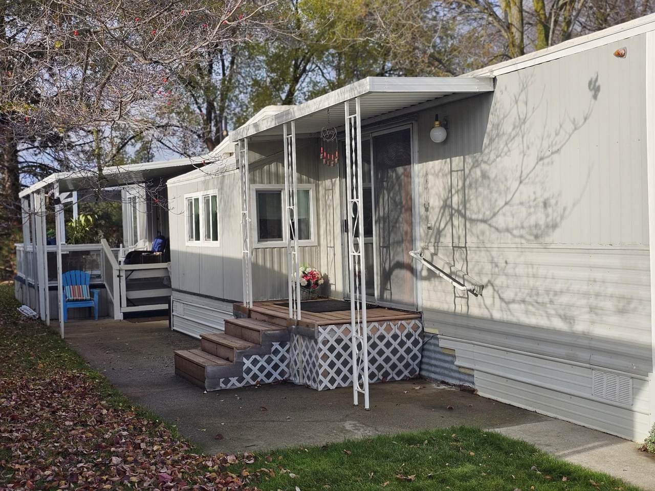 2601-69 Barker Rd - Photo 1