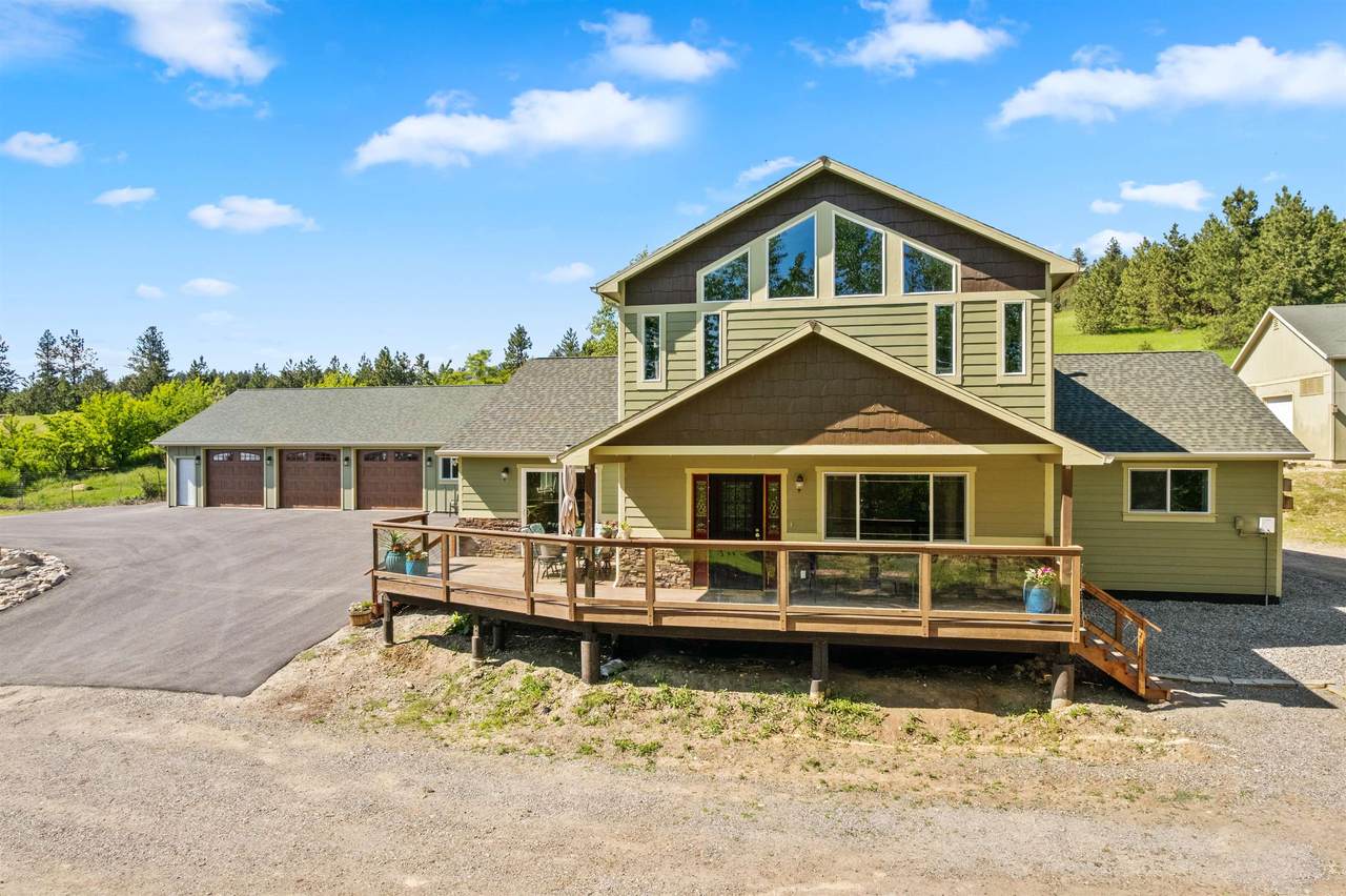 16717 Washington Rd - Photo 1