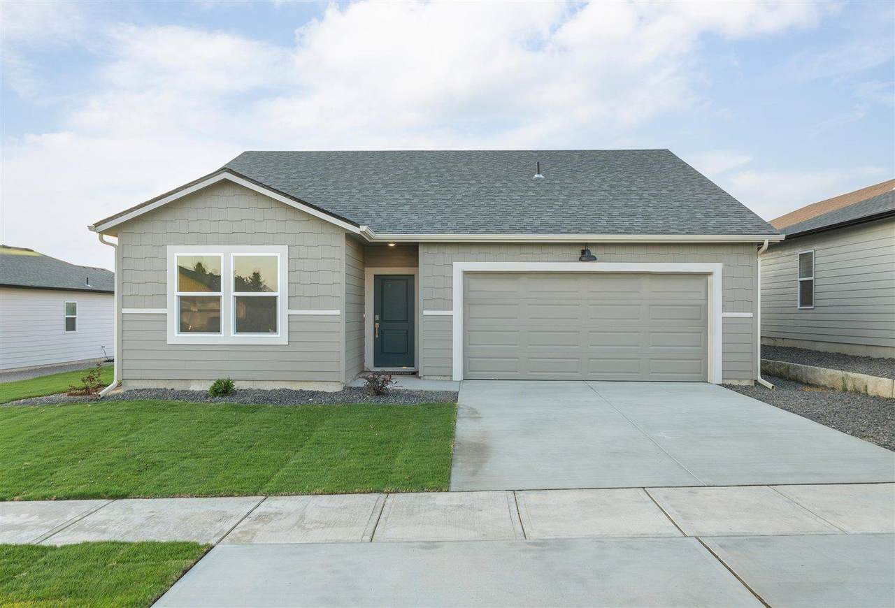 8731 Red Ave - Photo 1