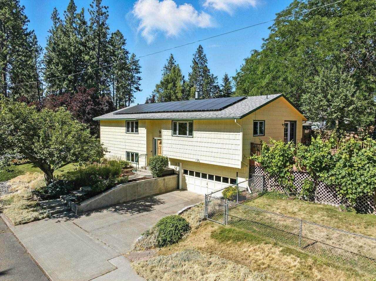 3832 Cook St - Photo 1