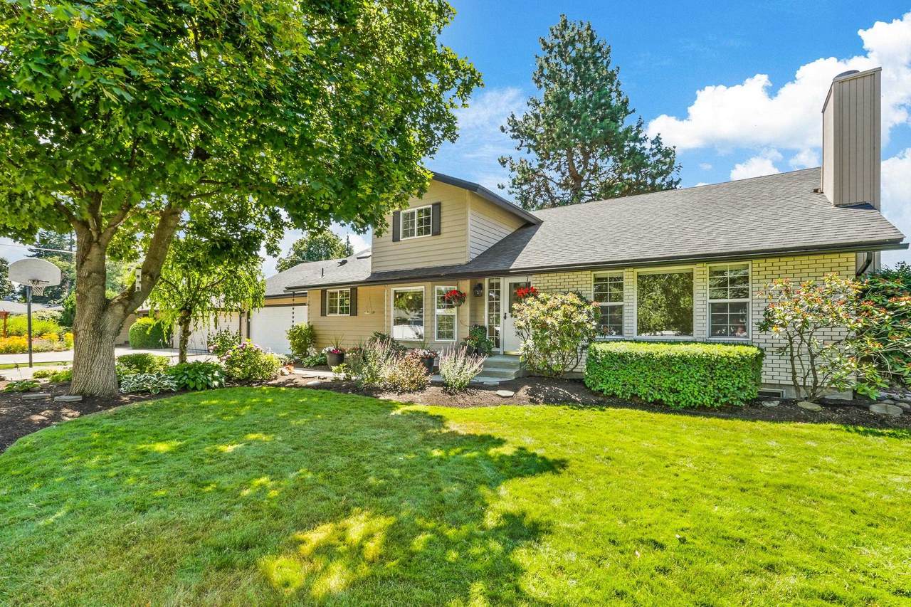 1918 62nd Ave - Photo 1