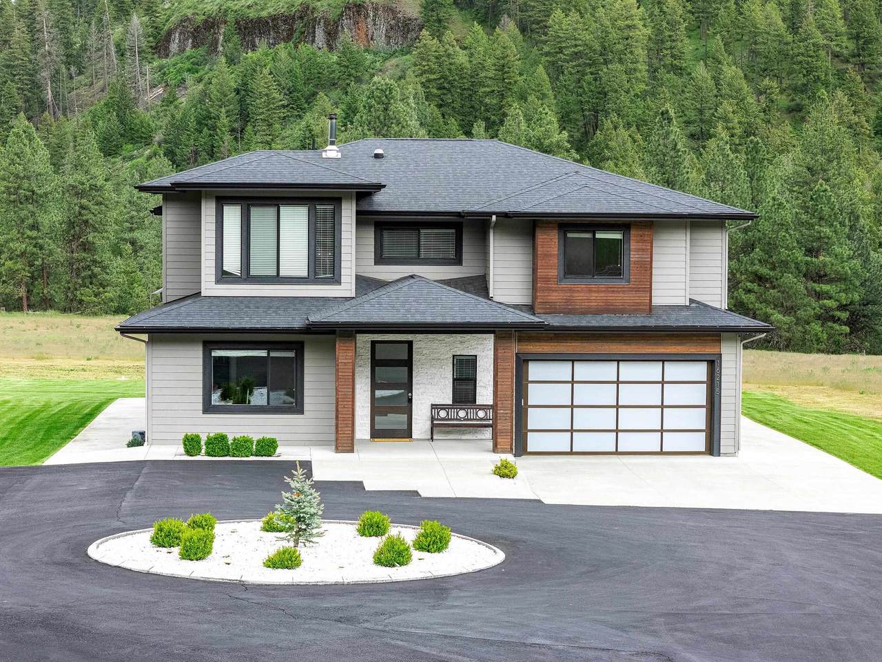 16215 Coulee Hite Rd - Photo 1