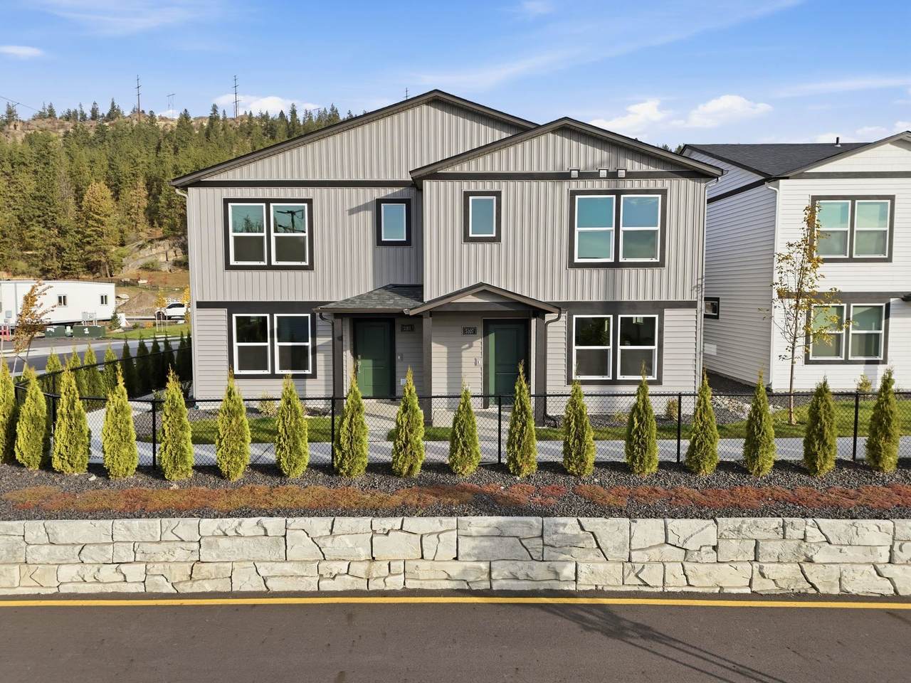 5107 Frederick Ave - Photo 1