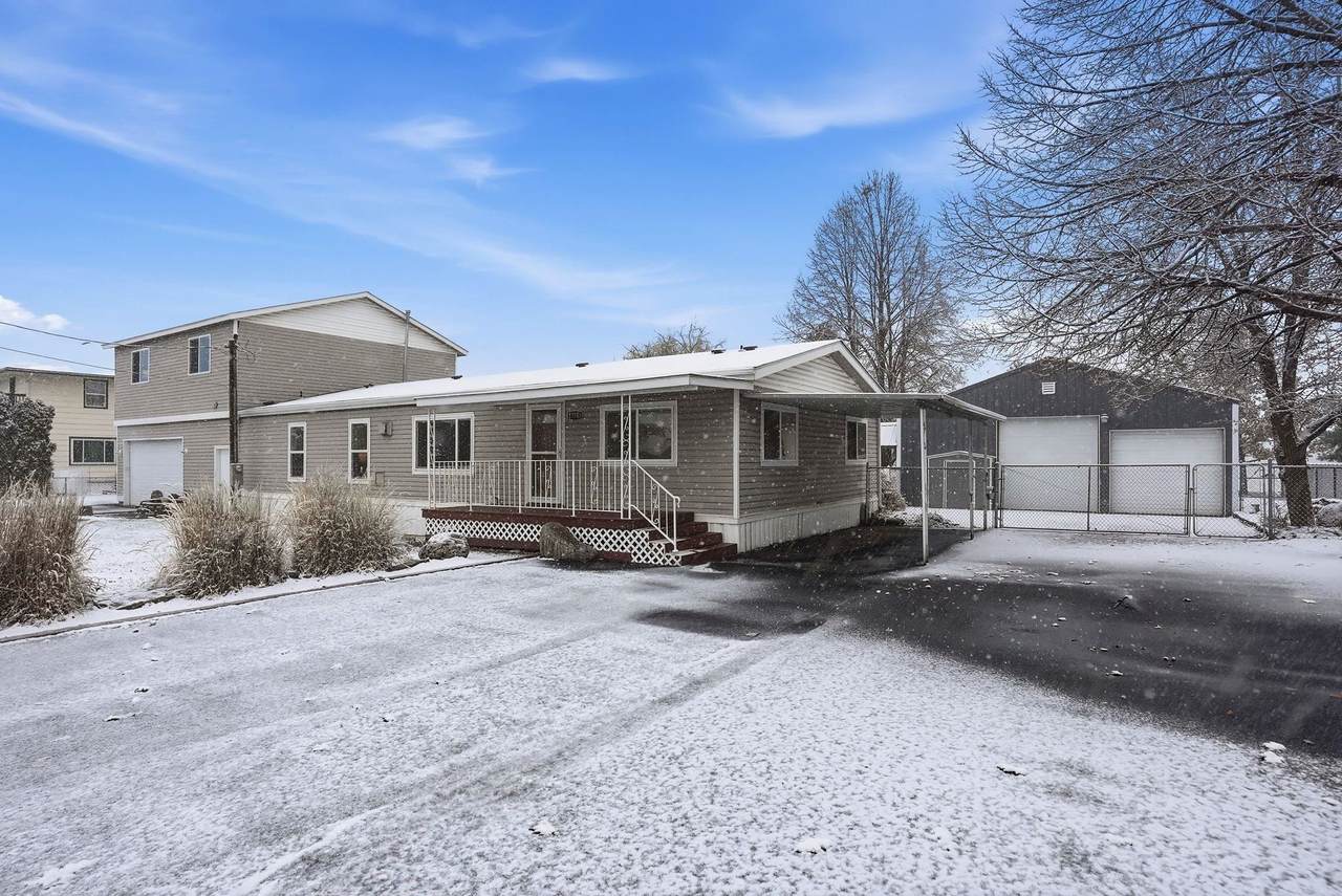 17705 Boone Ave - Photo 1