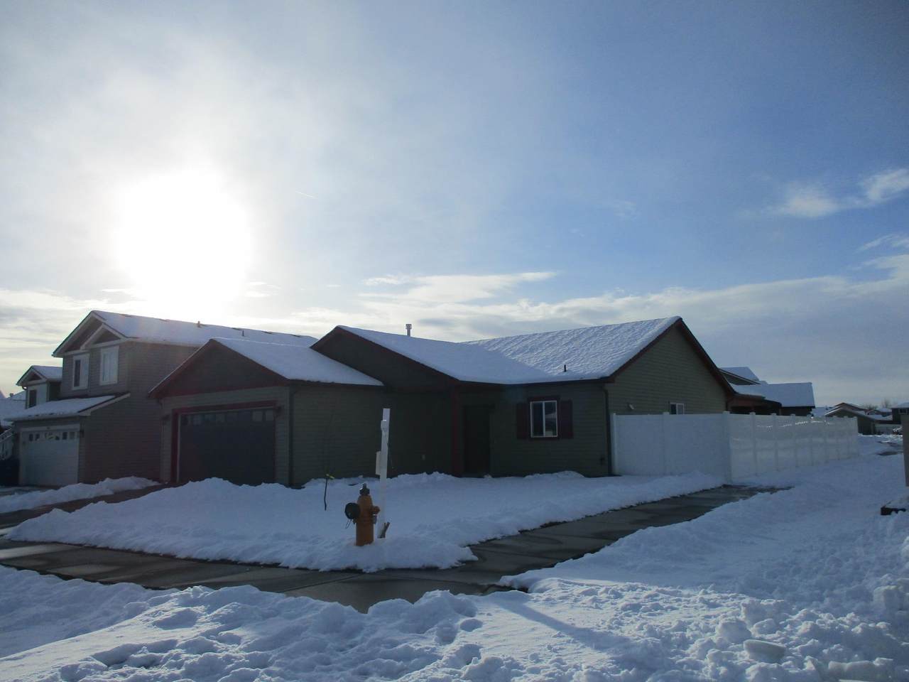 902 Bogen Ct - Photo 1