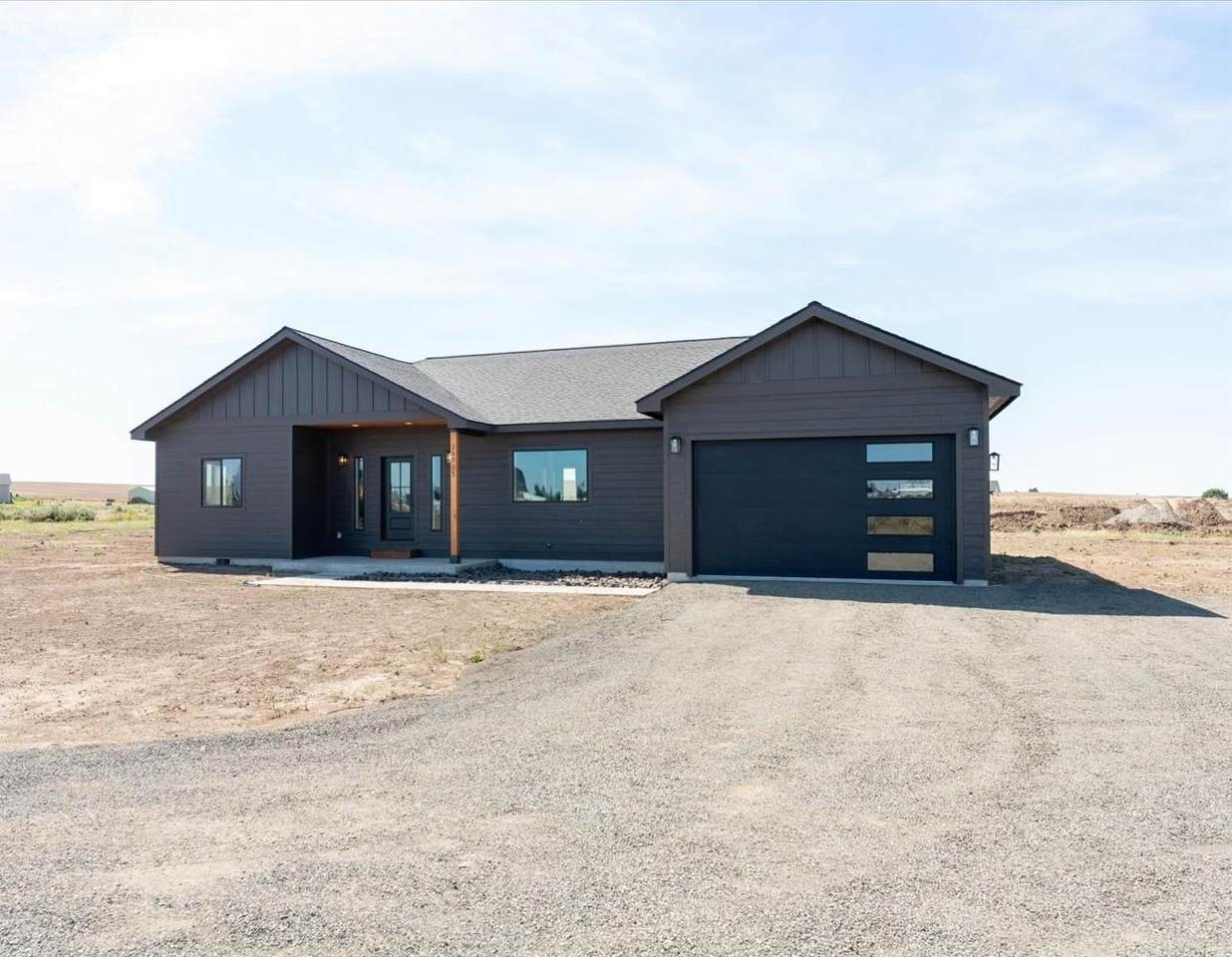 25751 Westfield Ln - Photo 1