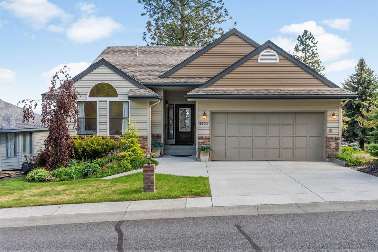 8904 Boardwalk Ln - Photo 1