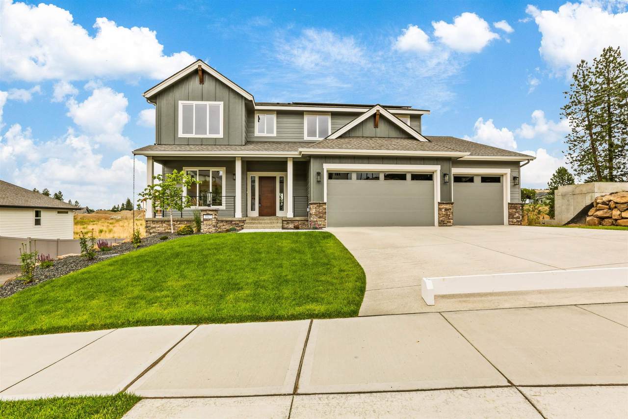 3947 Glendora Dr - Photo 1