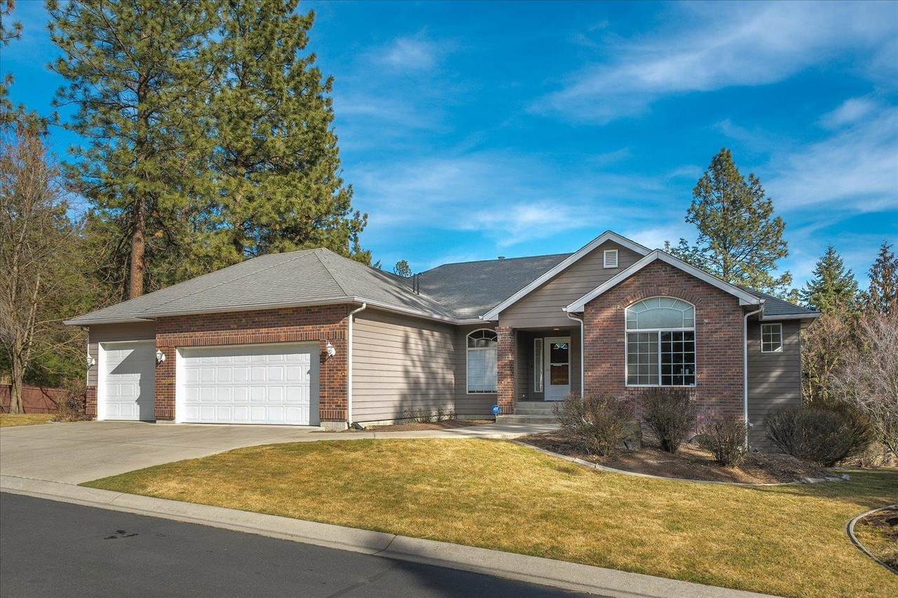 7010 East Bluff Ct - Photo 1