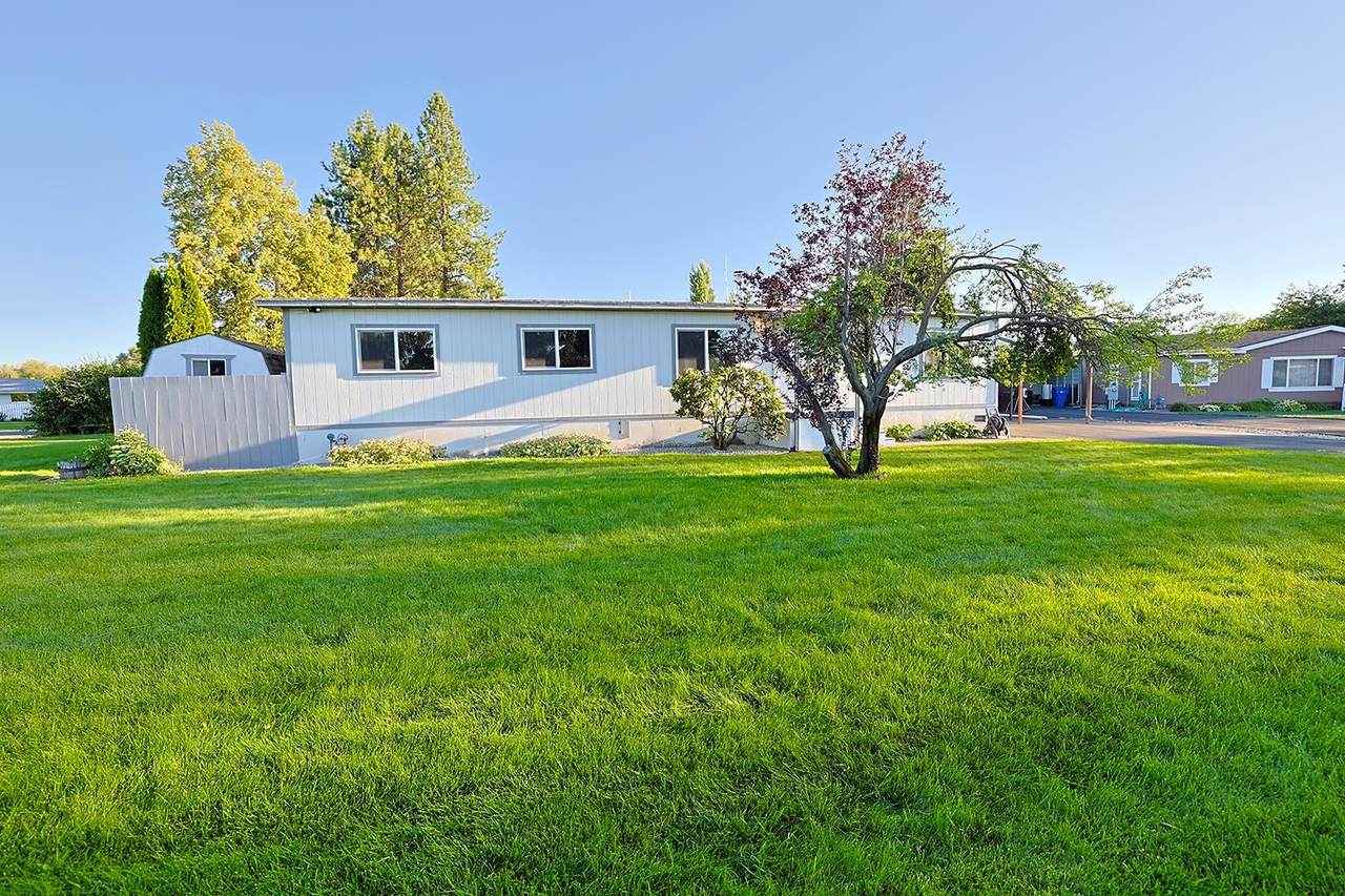 12117 Sheridan St - Photo 1