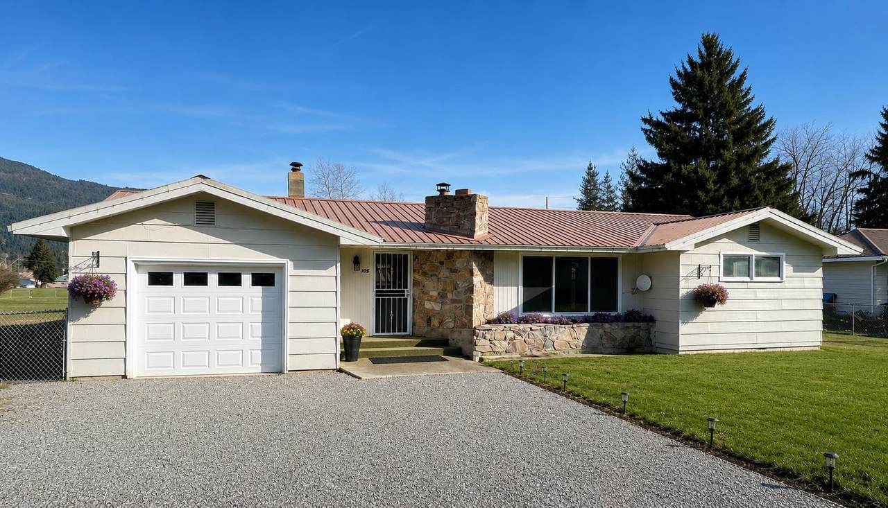 105 7th Ave - Photo 1