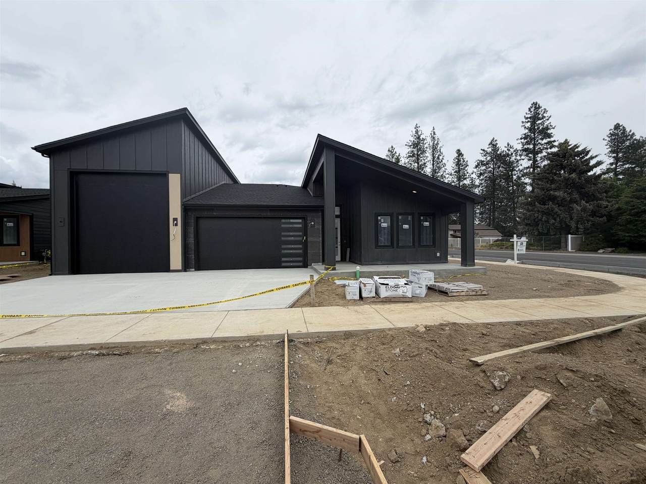 11009 36TH Dr - Photo 1