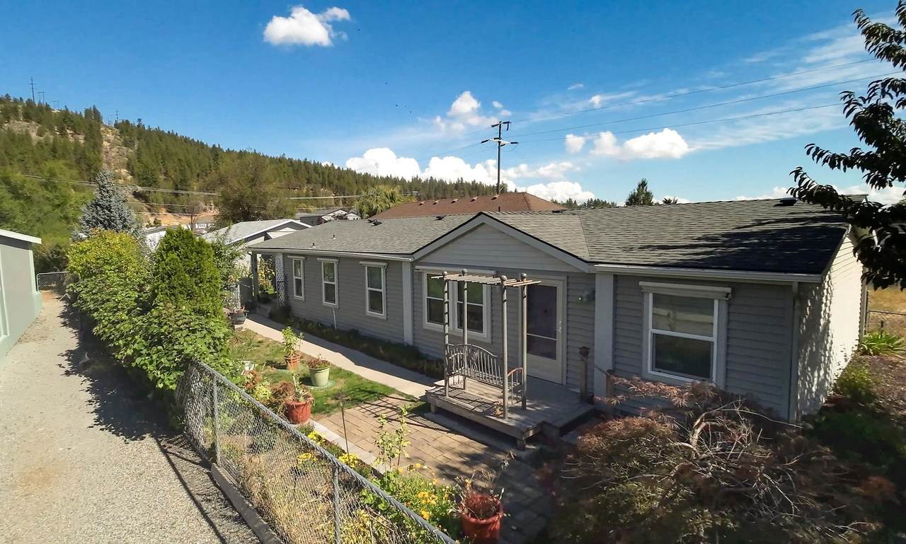 5021 Fairview Ave - Photo 1