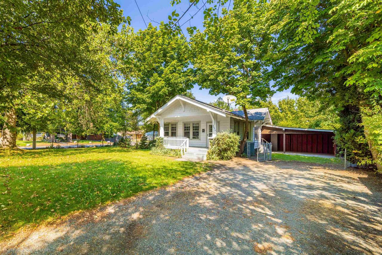 9505 Broadway Ave - Photo 1
