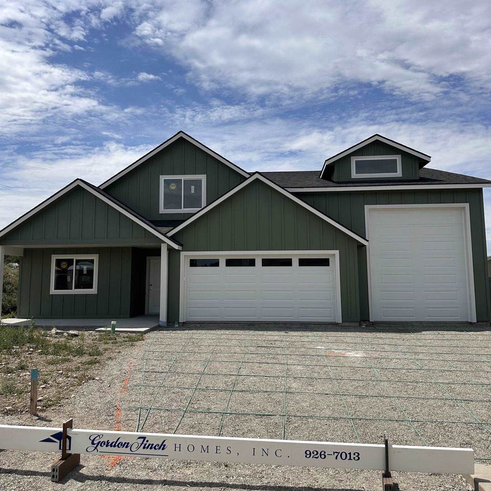1617 Garvin Ct - Photo 1
