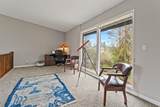 1012 Carousel Ln - Photo 13