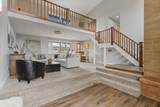 1012 Carousel Ln - Photo 6
