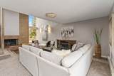1012 Carousel Ln - Photo 8