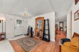 18710 Montgomery Dr - Photo 4