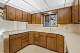 15807 Scribner Rd - Photo 10