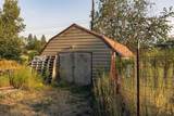 3015 Center Rd - Photo 39