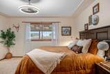 1038 Country Club Dr - Photo 16