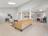 2078 Parkwood Cir - Photo 11