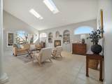 2078 Parkwood Cir - Photo 5