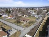 16427 Riverside Ave - Photo 32