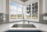 1029 Crestview Rd - Photo 5
