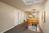 901 Lincoln St - Photo 3