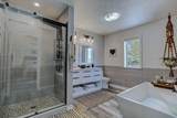 25483 Roosevelt View Dr E - Photo 16