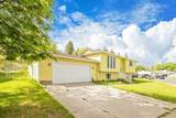 520 Scenic Heights - Photo 3